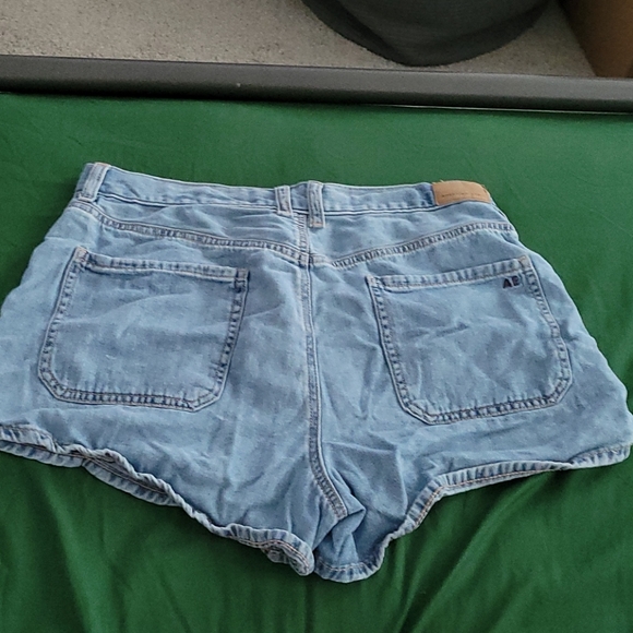 High waist denim shorts american eagle - Picture 2 of 3